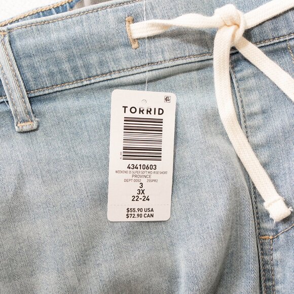 Torrid NWT 3X Light Wash Denim Shorts 5” Inseam Plus Size Weekend Soft Mid Rise - Picture 13 of 13